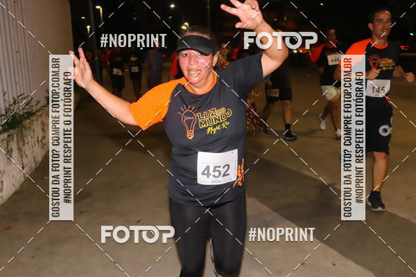 Buy your photos of the eventLuz do Mundo Night Run on Fotop
