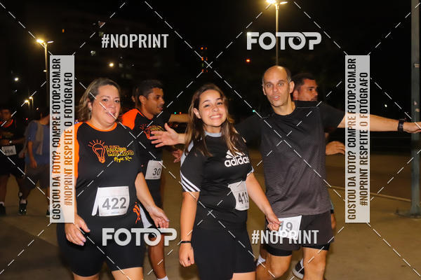 Buy your photos of the eventLuz do Mundo Night Run on Fotop