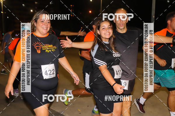 Buy your photos of the eventLuz do Mundo Night Run on Fotop