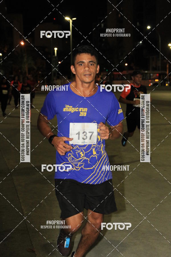 Buy your photos of the eventLuz do Mundo Night Run on Fotop