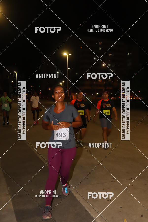 Buy your photos of the eventLuz do Mundo Night Run on Fotop