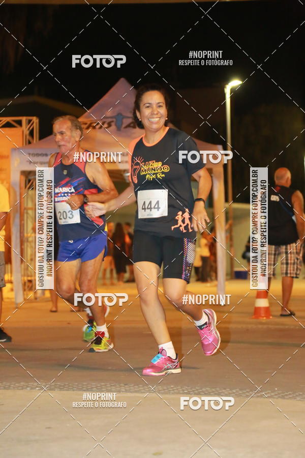 Buy your photos of the eventLuz do Mundo Night Run on Fotop