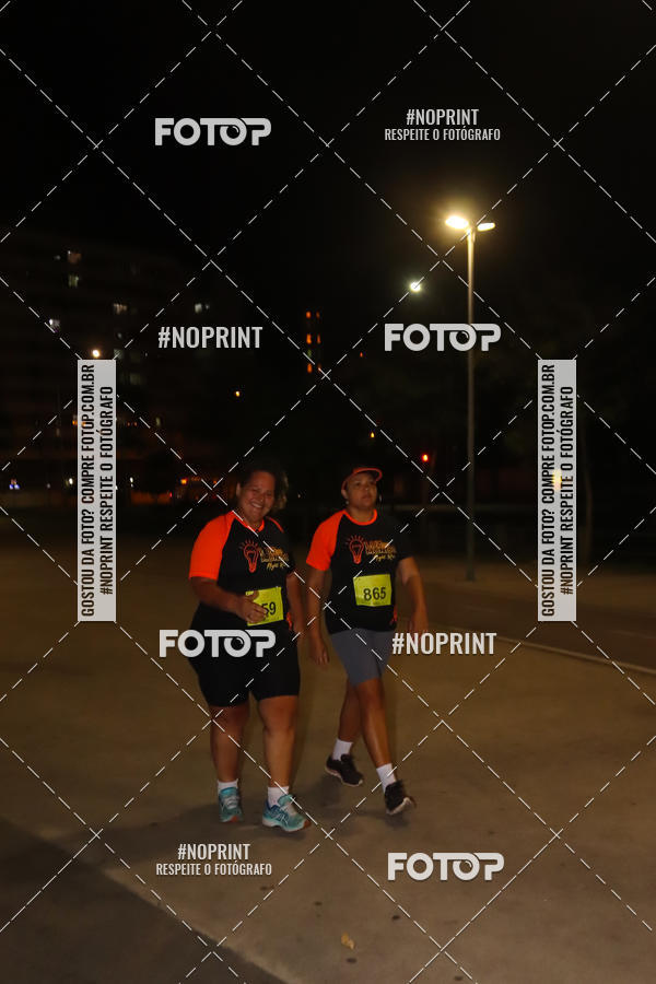 Buy your photos of the eventLuz do Mundo Night Run on Fotop