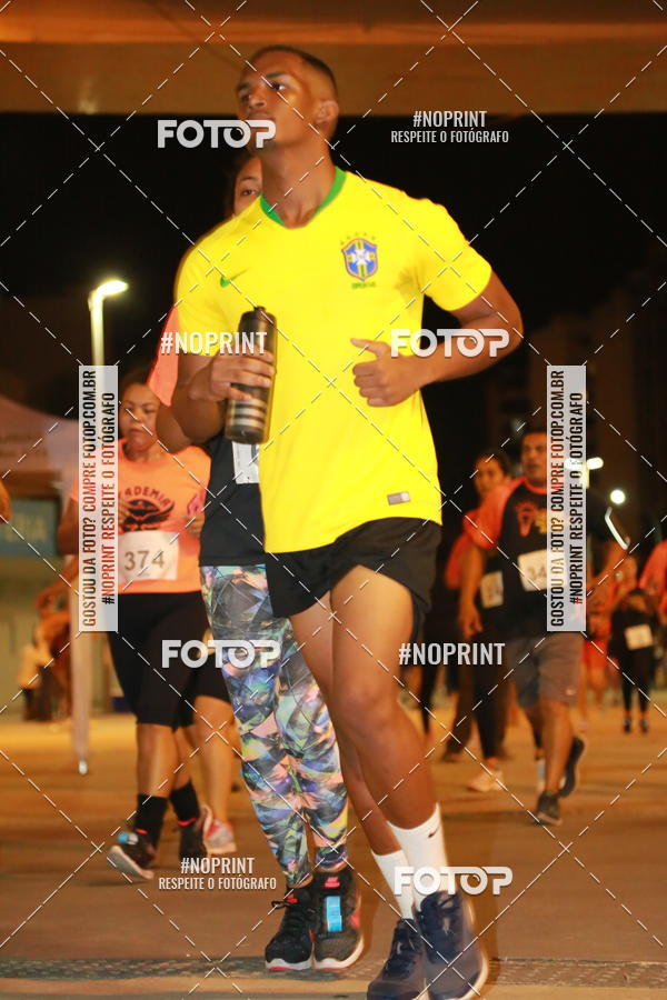 Buy your photos of the eventLuz do Mundo Night Run on Fotop