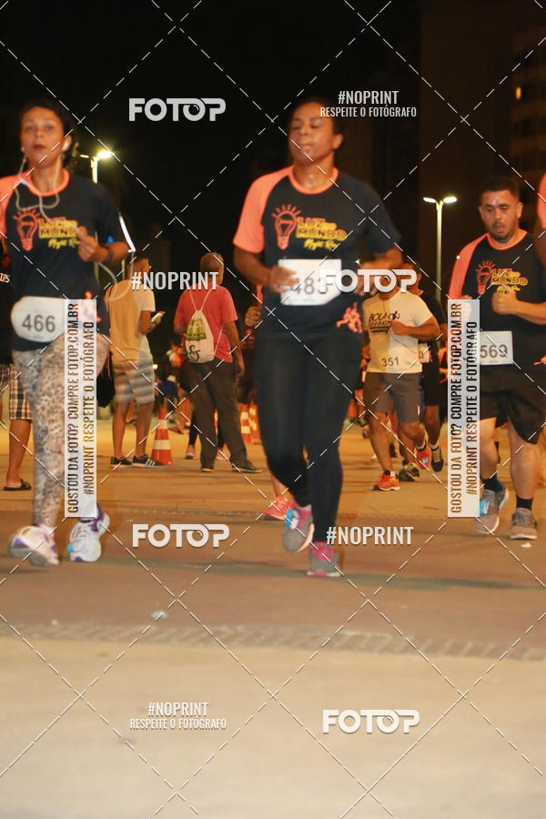 Buy your photos of the eventLuz do Mundo Night Run on Fotop