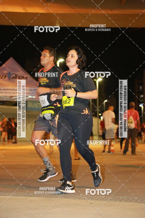 Buy your photos of the eventLuz do Mundo Night Run on Fotop