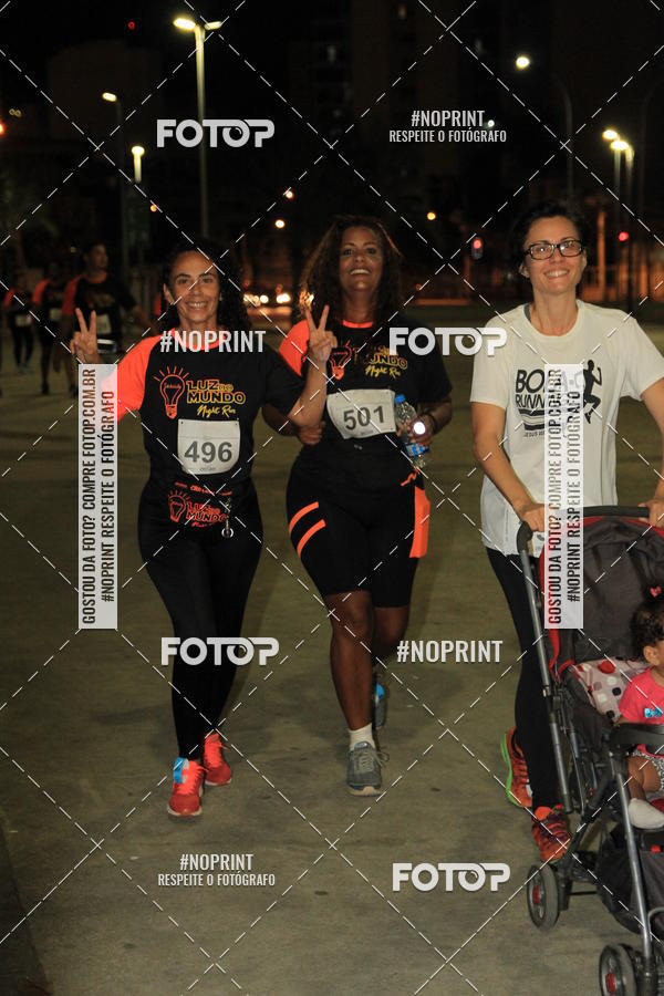 Buy your photos of the eventLuz do Mundo Night Run on Fotop