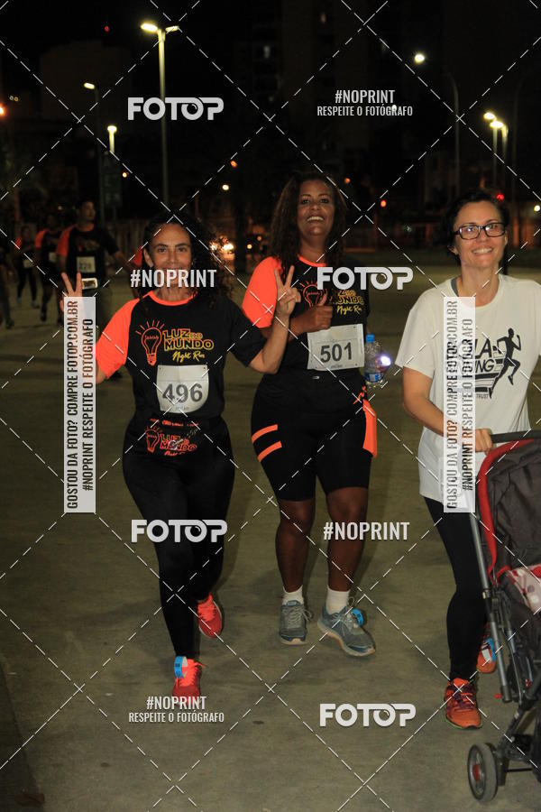 Buy your photos of the eventLuz do Mundo Night Run on Fotop
