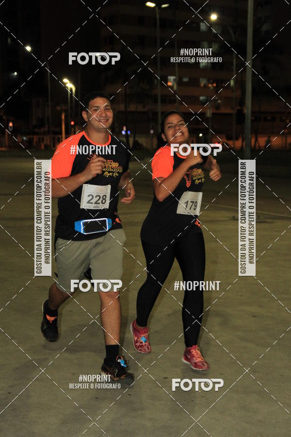 Buy your photos of the eventLuz do Mundo Night Run on Fotop