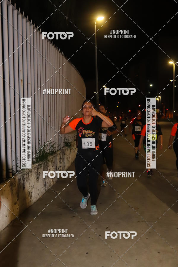 Buy your photos of the eventLuz do Mundo Night Run on Fotop