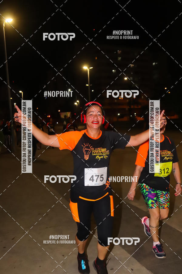 Buy your photos of the eventLuz do Mundo Night Run on Fotop