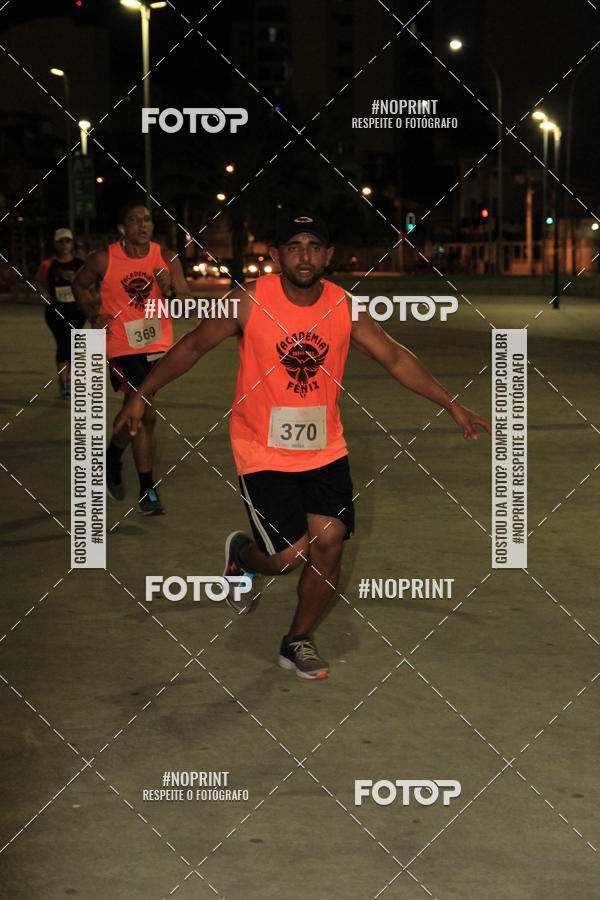 Buy your photos of the eventLuz do Mundo Night Run on Fotop