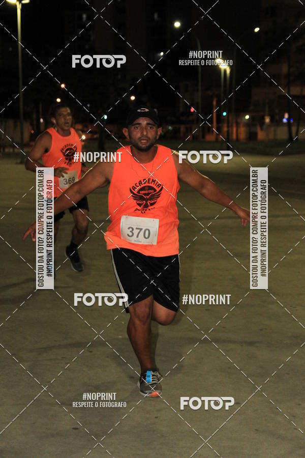 Buy your photos of the eventLuz do Mundo Night Run on Fotop