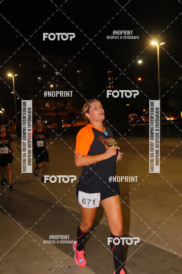 Buy your photos of the eventLuz do Mundo Night Run on Fotop