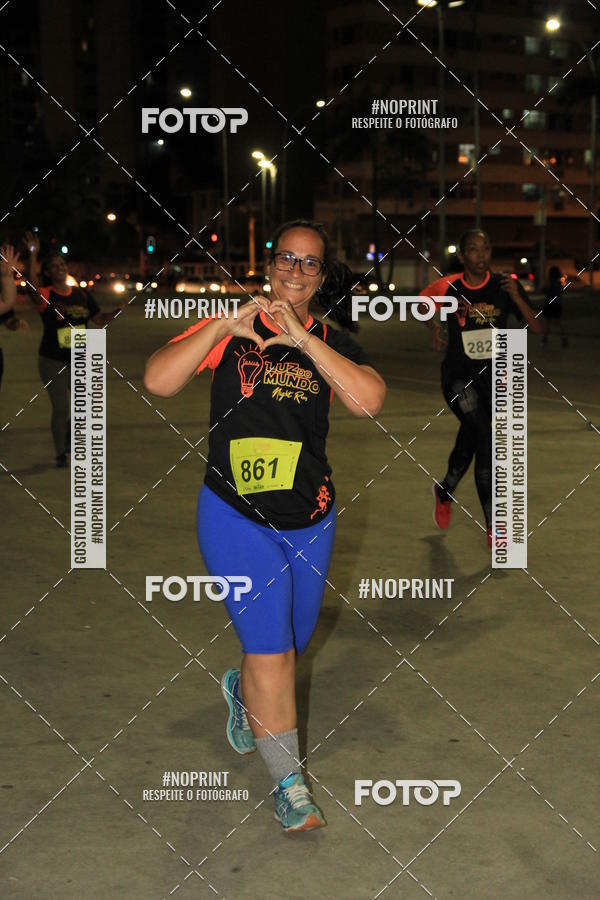 Buy your photos of the eventLuz do Mundo Night Run on Fotop