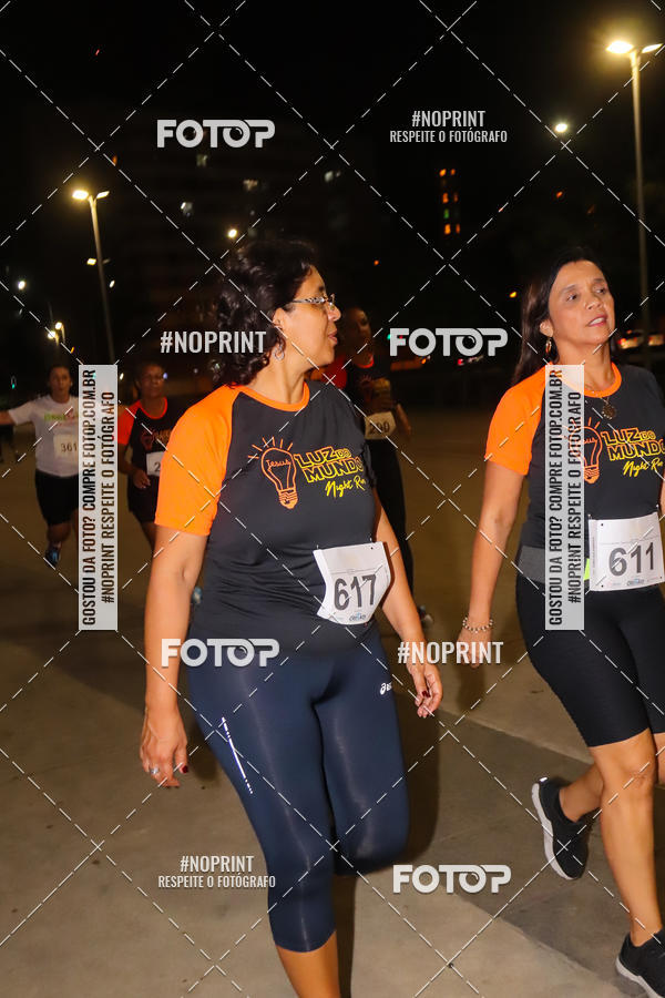 Buy your photos of the eventLuz do Mundo Night Run on Fotop