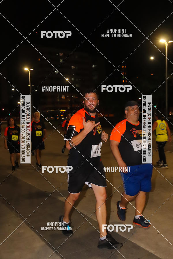 Buy your photos of the eventLuz do Mundo Night Run on Fotop
