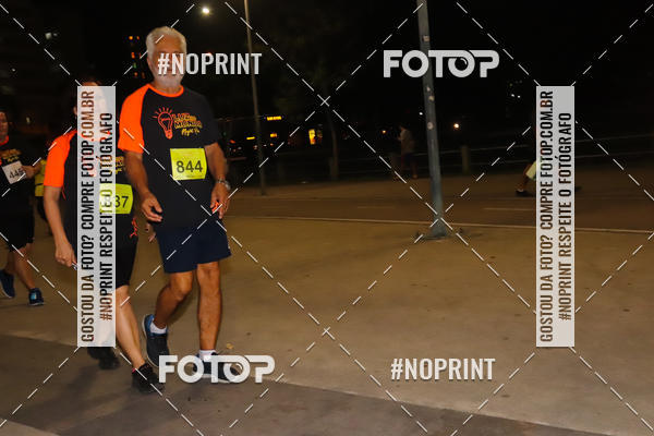 Buy your photos of the eventLuz do Mundo Night Run on Fotop