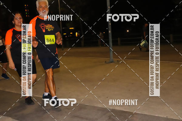Buy your photos of the eventLuz do Mundo Night Run on Fotop