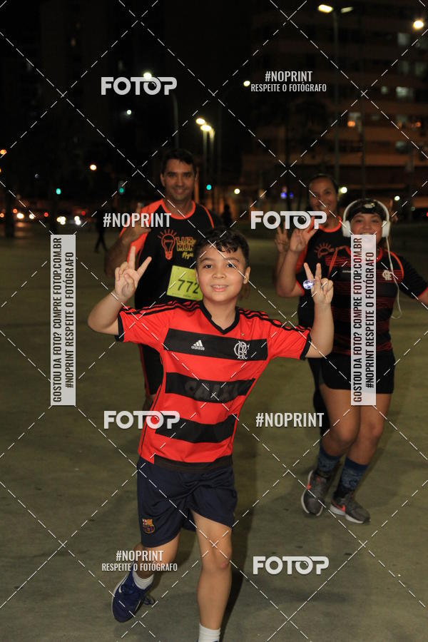 Buy your photos of the eventLuz do Mundo Night Run on Fotop