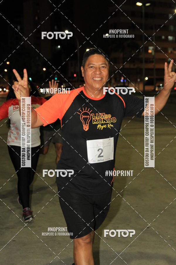 Buy your photos of the eventLuz do Mundo Night Run on Fotop