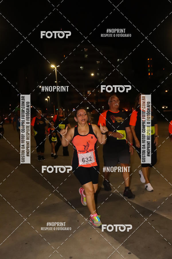 Buy your photos of the eventLuz do Mundo Night Run on Fotop