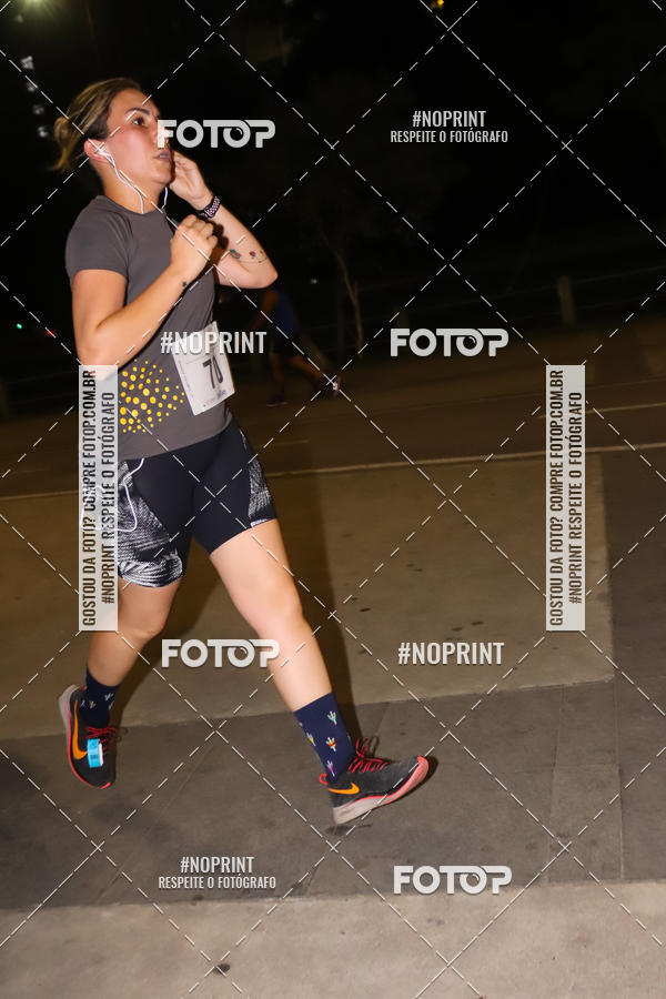 Buy your photos of the eventLuz do Mundo Night Run on Fotop