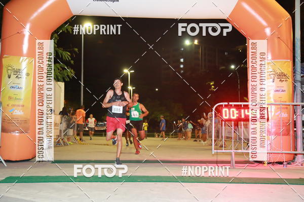 Buy your photos of the eventLuz do Mundo Night Run on Fotop