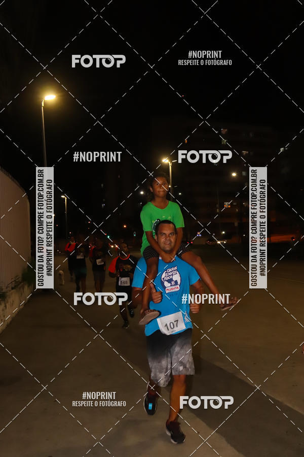 Buy your photos of the eventLuz do Mundo Night Run on Fotop