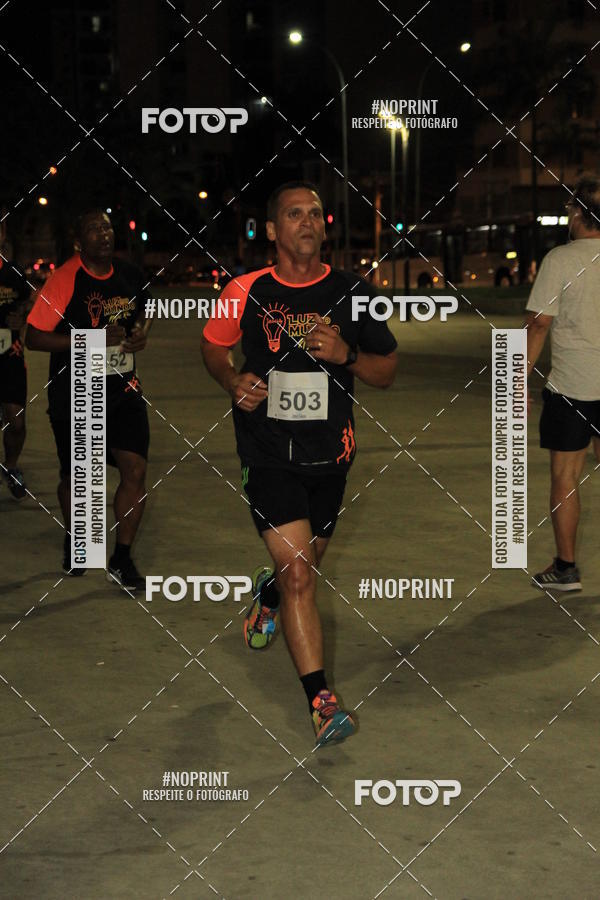 Buy your photos of the eventLuz do Mundo Night Run on Fotop