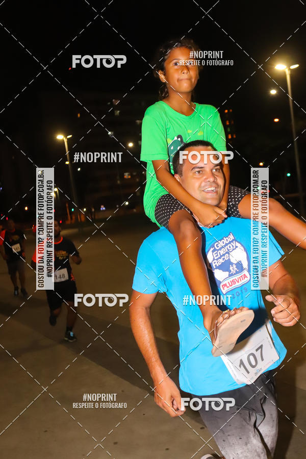 Buy your photos of the eventLuz do Mundo Night Run on Fotop