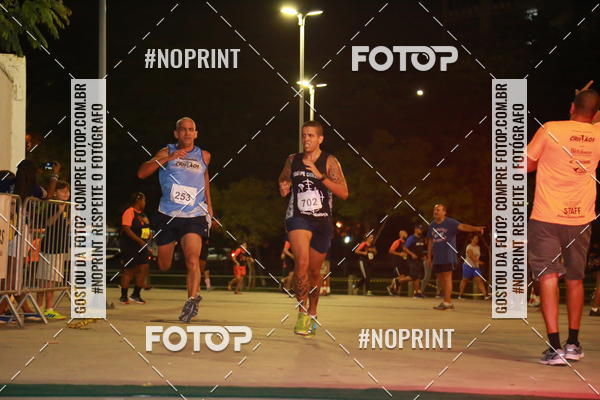 Buy your photos of the eventLuz do Mundo Night Run on Fotop