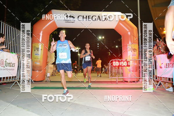 Buy your photos of the eventLuz do Mundo Night Run on Fotop