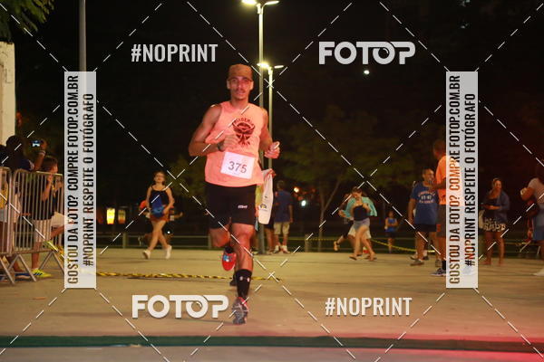 Buy your photos of the eventLuz do Mundo Night Run on Fotop