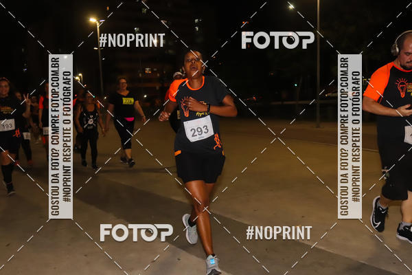 Buy your photos of the eventLuz do Mundo Night Run on Fotop