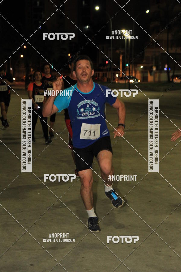 Buy your photos of the eventLuz do Mundo Night Run on Fotop