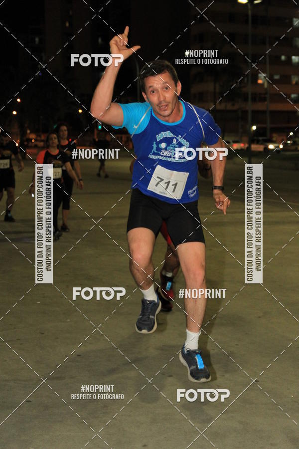 Buy your photos of the eventLuz do Mundo Night Run on Fotop