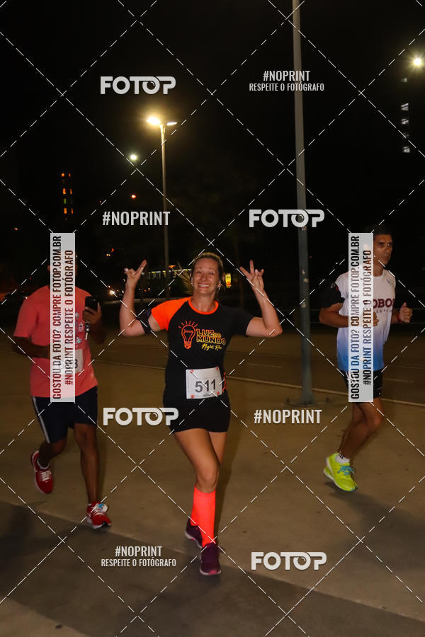 Buy your photos of the eventLuz do Mundo Night Run on Fotop