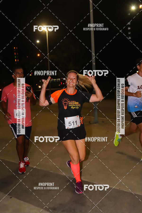 Buy your photos of the eventLuz do Mundo Night Run on Fotop