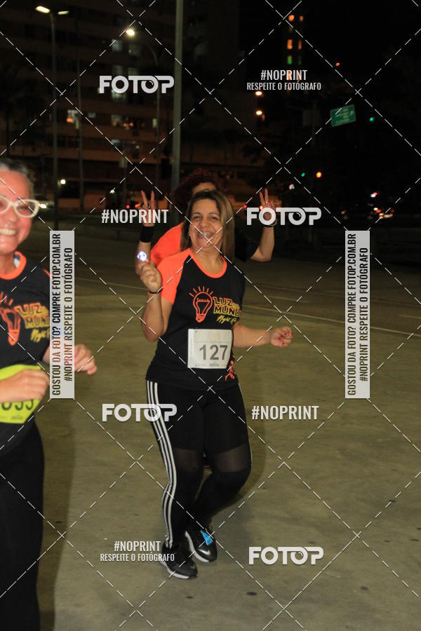 Buy your photos of the eventLuz do Mundo Night Run on Fotop