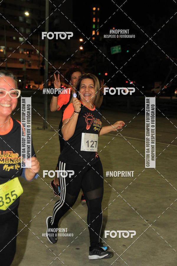 Buy your photos of the eventLuz do Mundo Night Run on Fotop