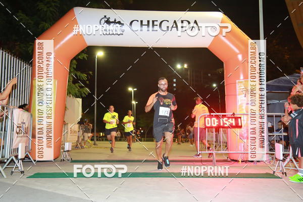 Buy your photos of the eventLuz do Mundo Night Run on Fotop
