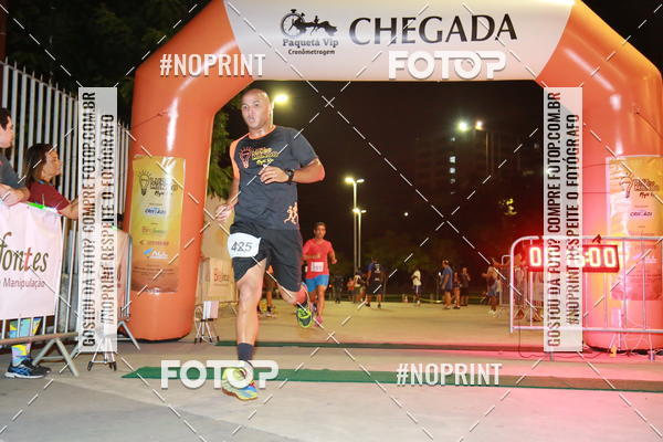 Buy your photos of the eventLuz do Mundo Night Run on Fotop