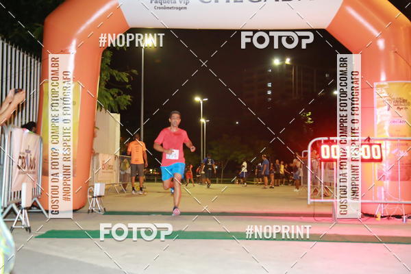Buy your photos of the eventLuz do Mundo Night Run on Fotop