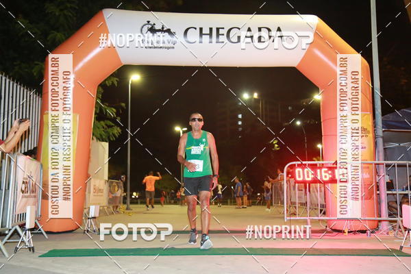 Buy your photos of the eventLuz do Mundo Night Run on Fotop