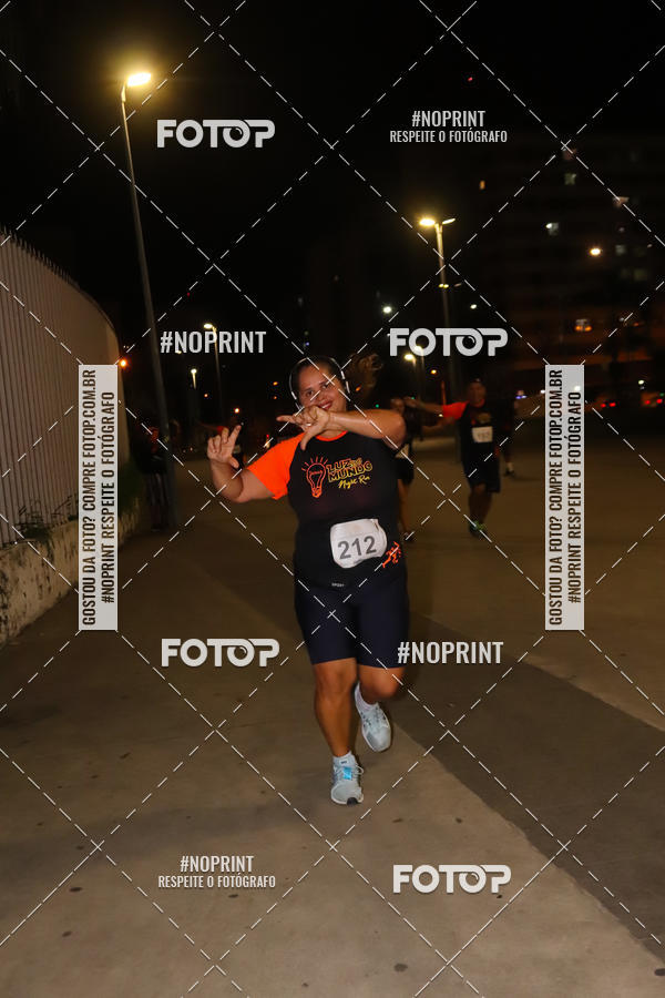 Buy your photos of the eventLuz do Mundo Night Run on Fotop