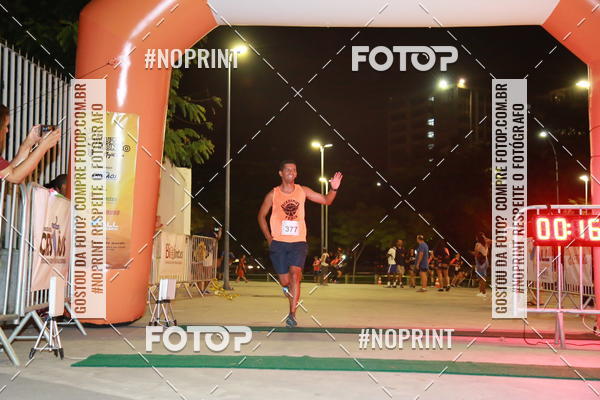 Buy your photos of the eventLuz do Mundo Night Run on Fotop
