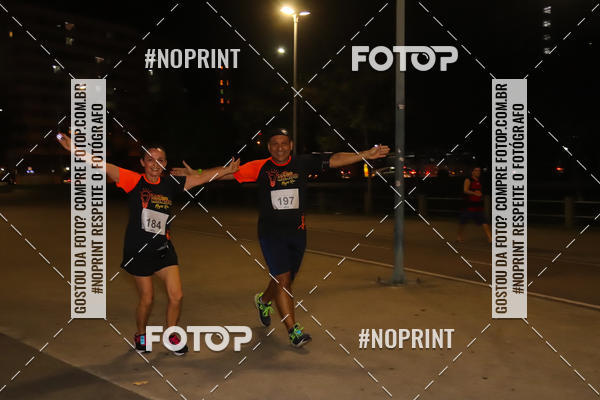 Buy your photos of the eventLuz do Mundo Night Run on Fotop