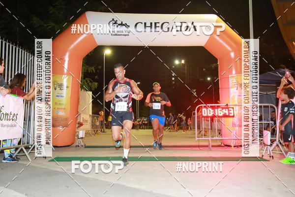 Buy your photos of the eventLuz do Mundo Night Run on Fotop