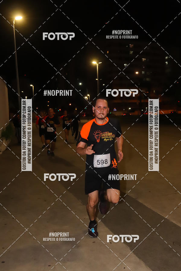 Buy your photos of the eventLuz do Mundo Night Run on Fotop